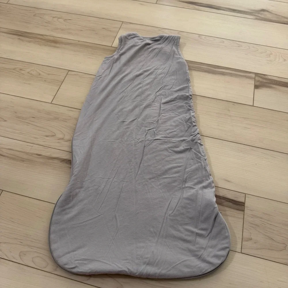 Kyte Baby Bamboo Sleep Bag 1.0 TOG Light Gray Size Small Wearable Blanket